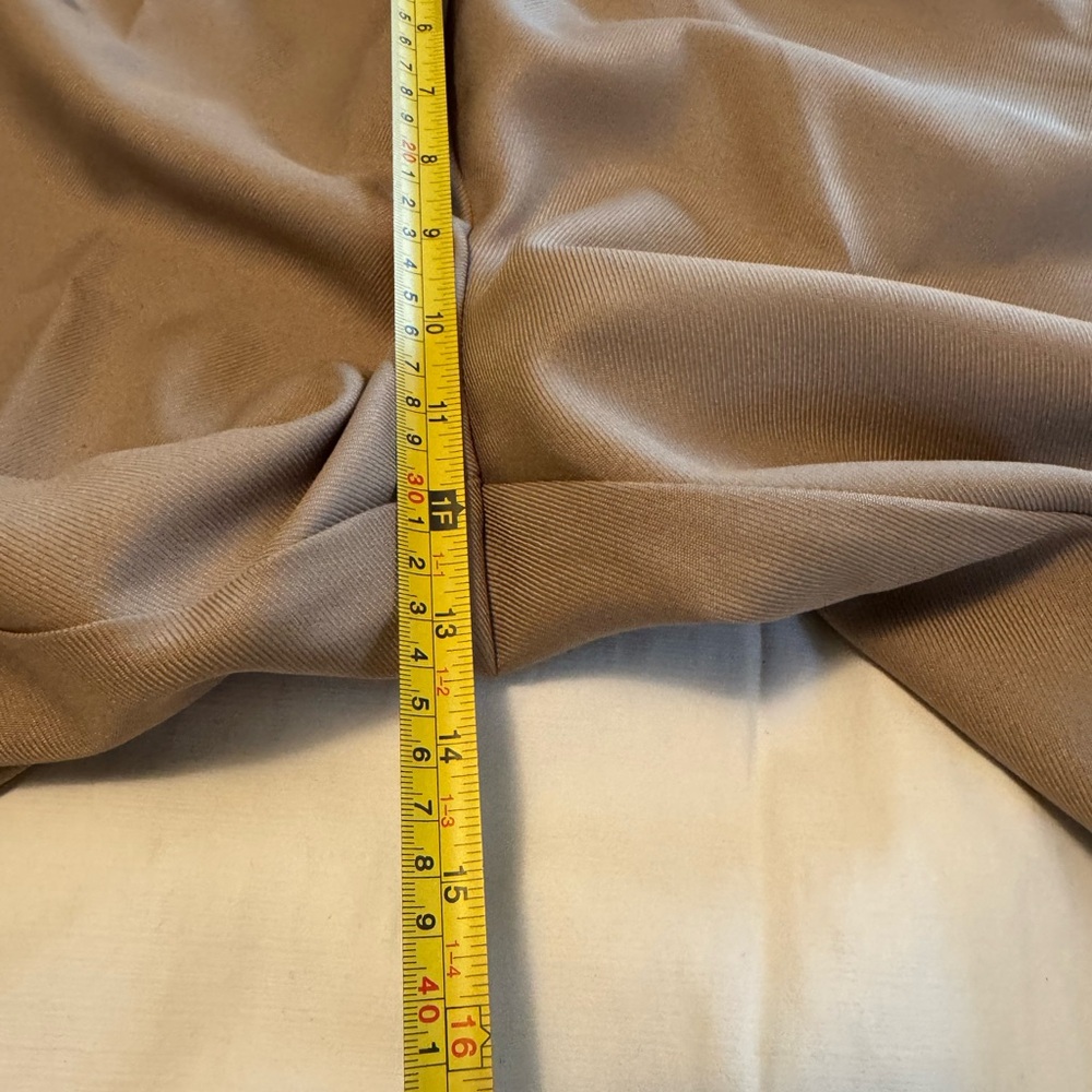 NWT Alfred Dunner Classic Straight Pull On Tan Trousers Flat Front Relaxed 10 - Picture 6 of 9